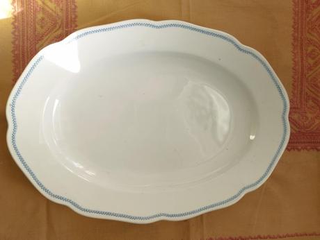 Servirovaci tanier chodov,