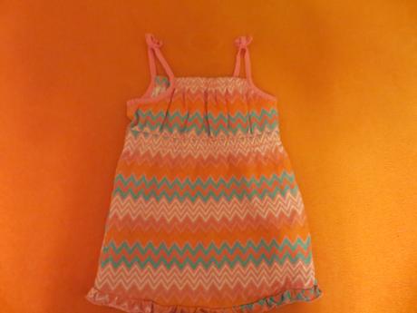 Lososové šaty na ramienka, 86