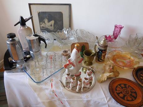 Sklo,porcelán,keramika,smalt,textilie,