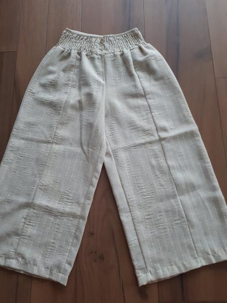 Háremové nohavice, 122