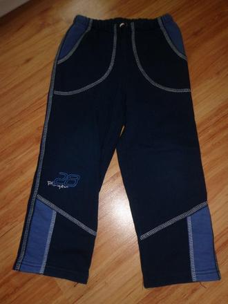 Tepláky, katval,104