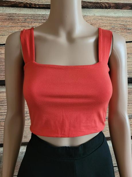 Cotton on- crop top s, s