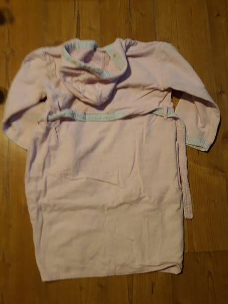 Dievčenský župan, 122