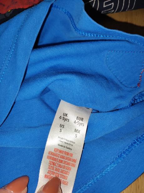 Tričká s dlhým rukávom 4-5 rokov, 104