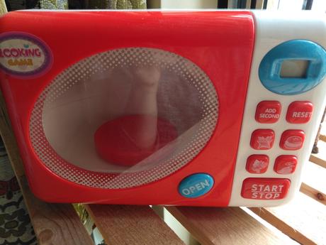 Mikrovlnka nefunkčna,