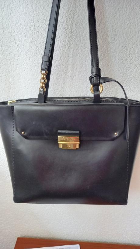 Kabelka guess, guess