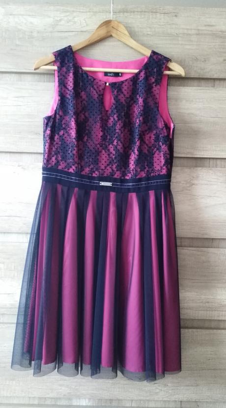 Elegantné šaty, 40