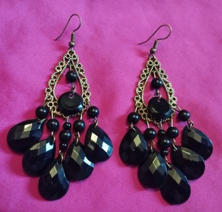 Francuzske elegantne nausnicky, 