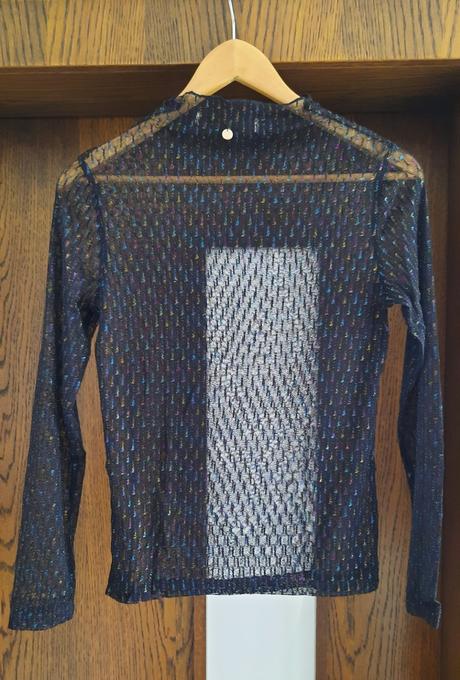 Priesvitný topík, s