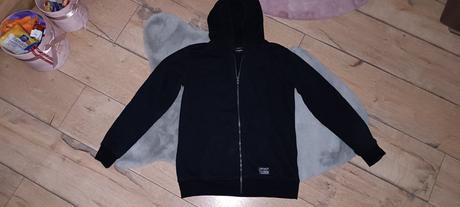 2.čierne mikiny, pepco,146
