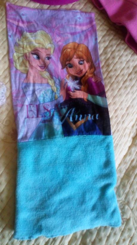 Nakrcnik frozen, disney