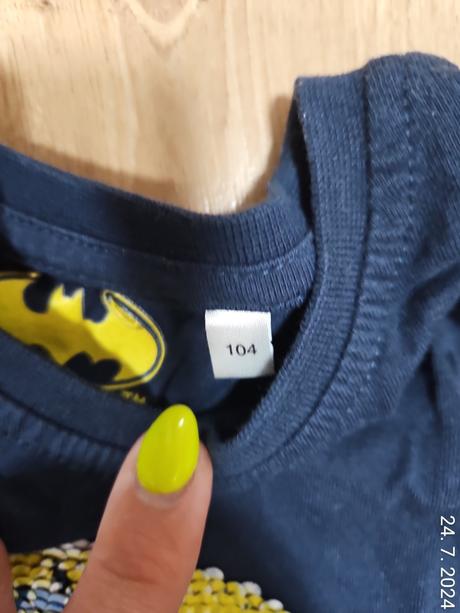 Tričko batman, 104