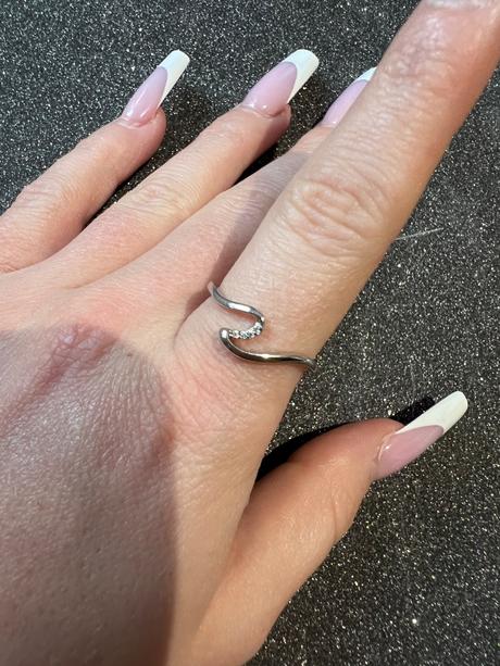 Strieborný prsteň, 