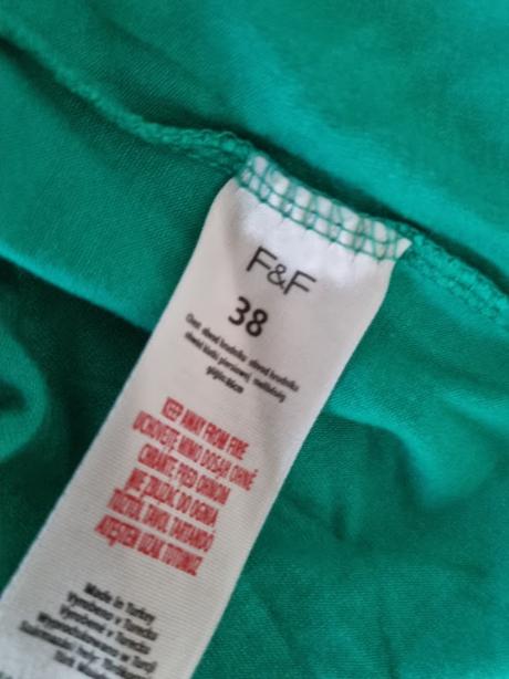 Zelený tričkovinový top 38, 38