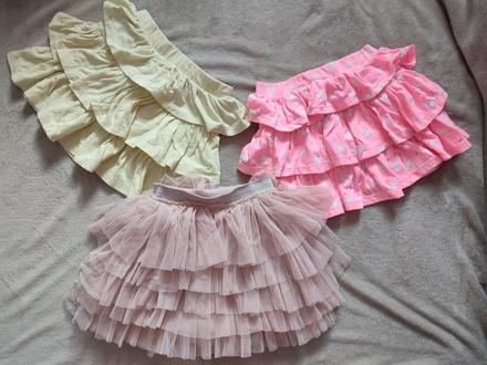 3 sukničky, zara,104