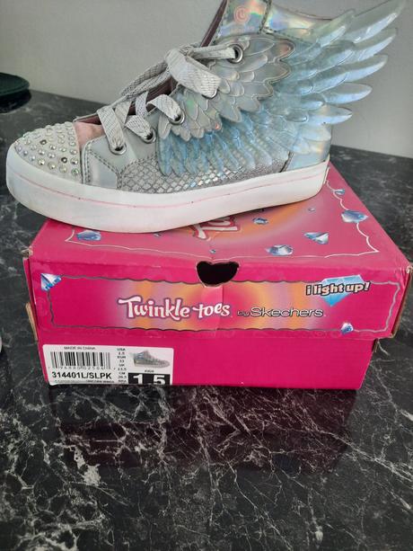 Topanky, skechers,33