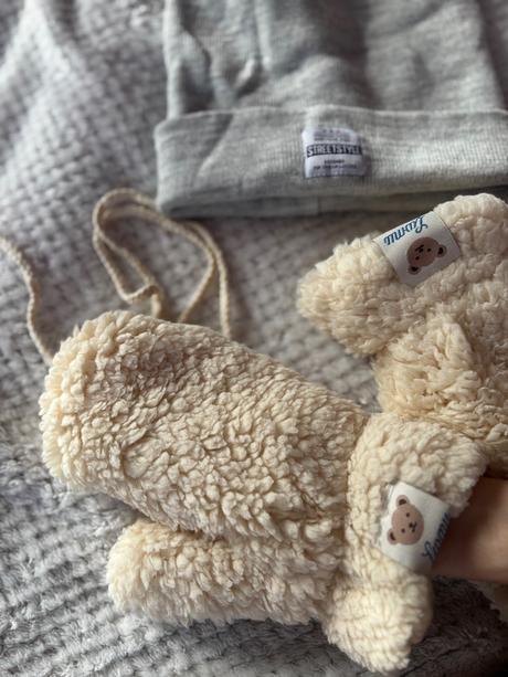 Čiapka + plyšové rukavice, new yorker