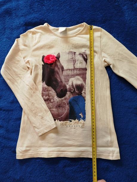 Tričko s koníkom, 122