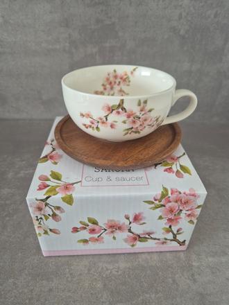 Sakura salka na caj,