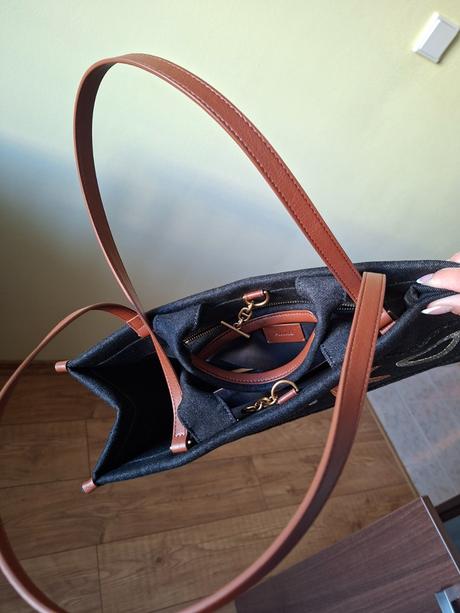 Pinko kabelka, pinko