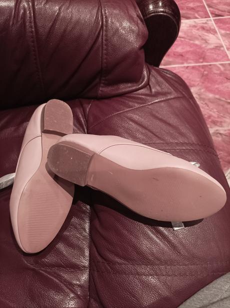 Elegantné topánky už aj s poštou, 38