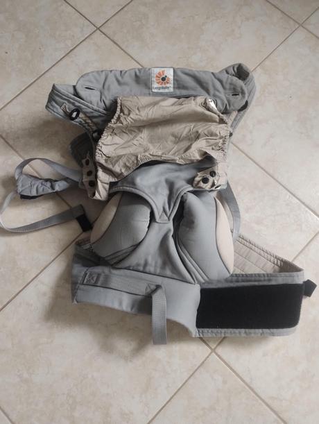 Ergobaby nosic s novorodeneckou vlozkou, ergo baby
