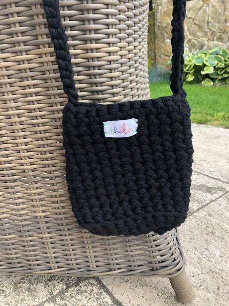 Háčkovaná kabelka, 