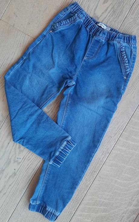 Dievcenske pohodlne dzinsy, v. 122, 122