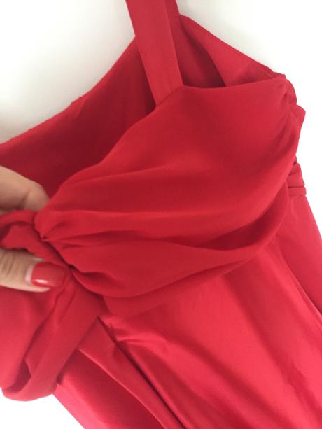 Spol. šaty 42/44, 42