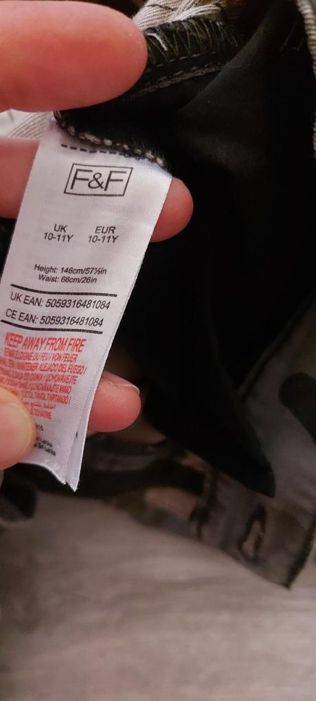 Maskáčové kapsáčové kraťasy, f&f,140