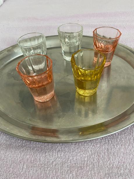 Starožitné štamperlíky, 