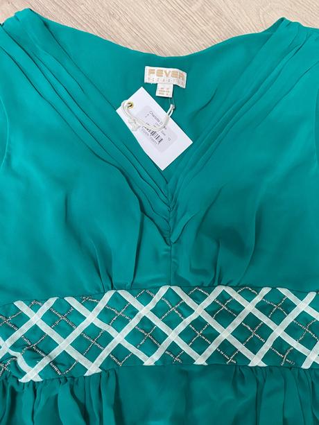 Elegantné šaty, 40