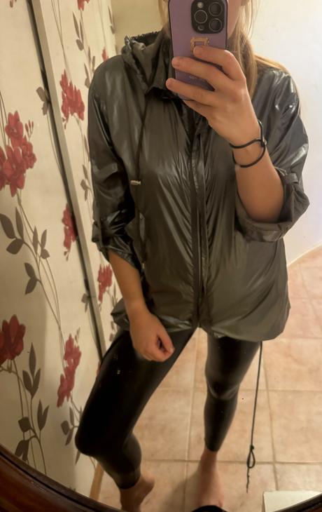 Lesklá parka zara, zara,s