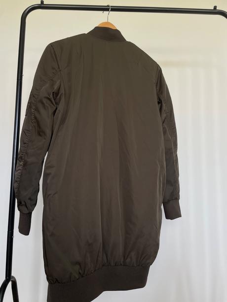 Predlzena bomberka, clockhouse,38