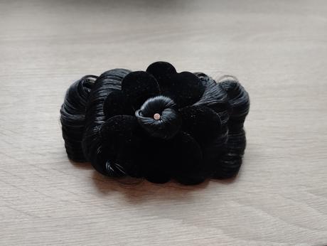 Elegantná spona do vlasov,