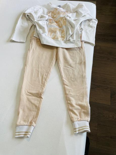 Teplakova súprava, 128