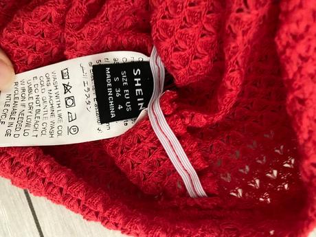 Dámsky top asymetrický, s