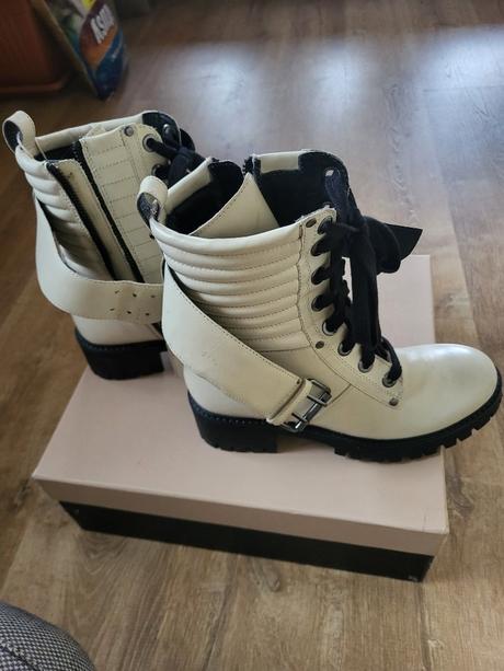 Predám krásne poltopánky značky twinset, 36