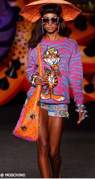 Moschino original damsky luxusny svetrik s-l, moschino,m