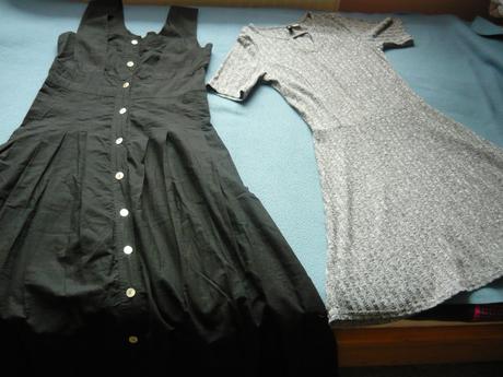 Balík dámskeho oblečenia, s