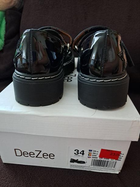 Dievčenské spoločenské topánky deeze, 34