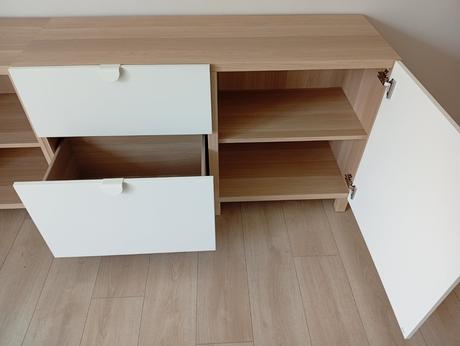 Tv skrinky ikea besta top stav, 