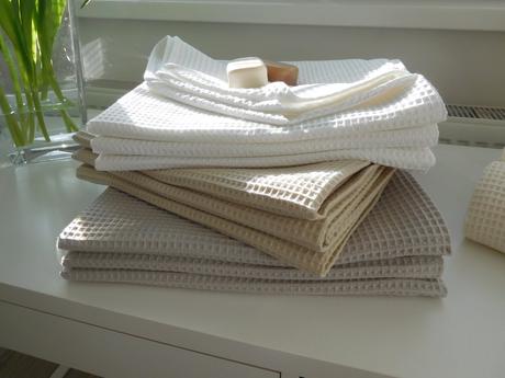 Vaflová bavlna - uteráky-140 x 70 cm, nové, 