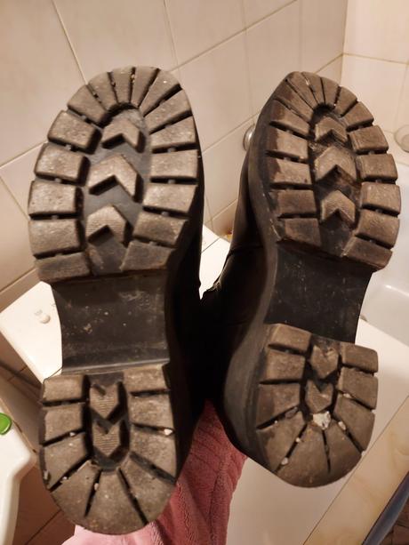 Čierne členkové čižmy, 38