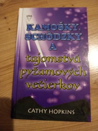 Kamošky, schôdzky a tajomstvá pyžamových večierkov,