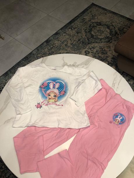 Na na na pyzamo 122/128, 122