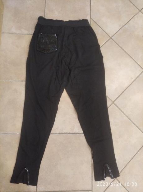 Cierne nohavice s kožušinkou, m