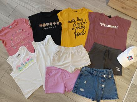 Balík letného oblečenia 134, 122–134