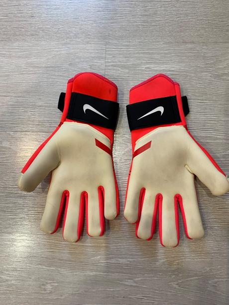 Brankárske rukavice, 