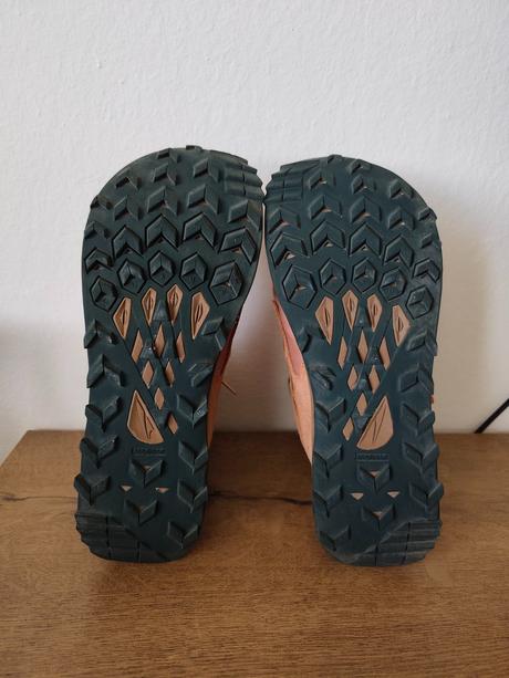 Turisticke altra lone peak hiker 2, 40